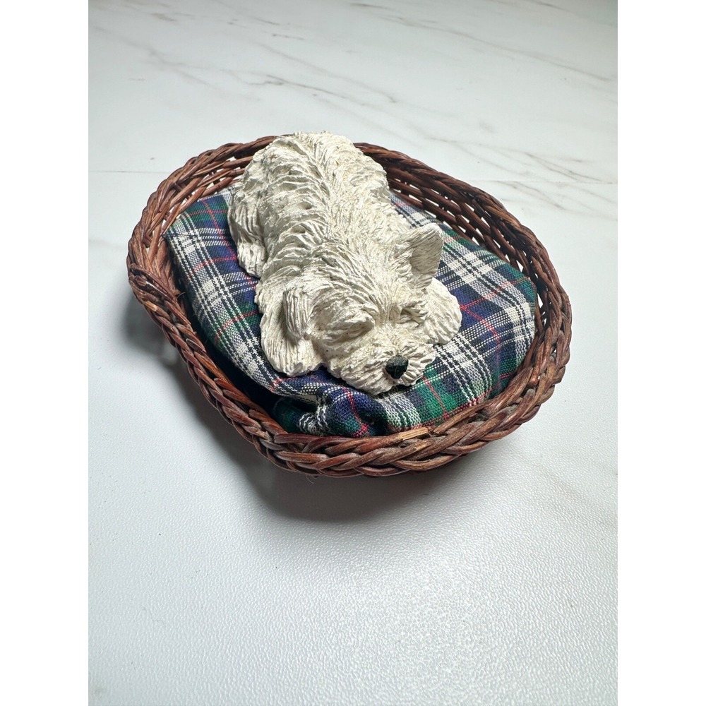 Sandicast Lil Snoozer Dog Figurine White Westie West Highland Terrier in Basket